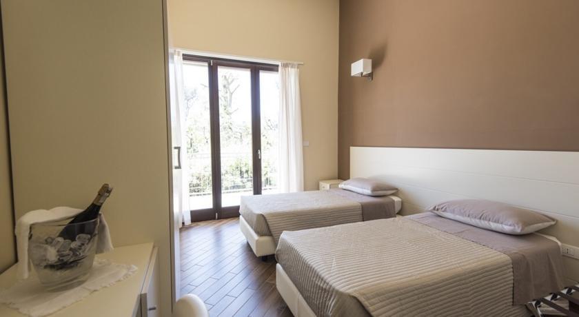 Golden House Otel Mesagne Dış mekan fotoğraf